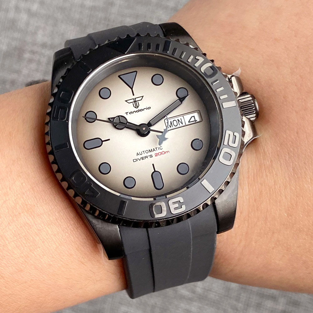 Rubber Strap Diver - ساعة غطاس عتيقة مقاومة للماء من
