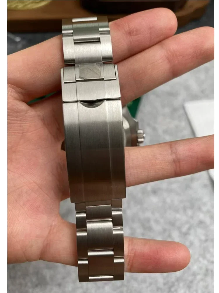 سوار ساعة من الفولاذ المقاوم ل - مراجعة Rolex Watch Submariner وسعره